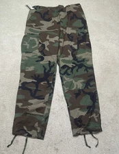 Military M81 Woodland Camo Hot Weather Combat Trousers Size Medium Regular Green