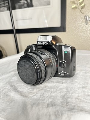 Minolta Maxxum 70 35mm Film Camera