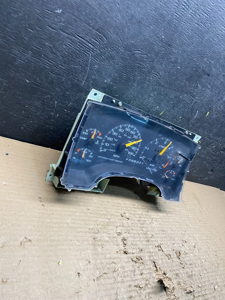 1995 to 1997 Chevrolet S10 Blazer Cluster Gauge Speedometer OEM S9158 PS - Image 3 of 4