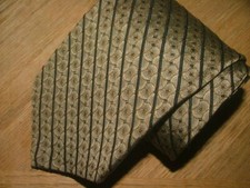 MENS ROBERT TALBOTT TIE 100% SILK MADE IN USA BLACK BEIGE GEOMETRIC #0123