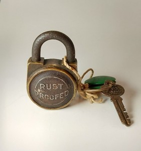 VTG 1930's-1940's Rust Proofed Original Patina Brass Padlock Working with Key