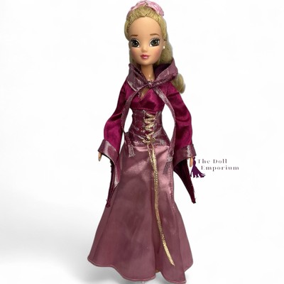 MGA Storytime Princess Collection - Dornröschen Royal Coach Exclusive Puppe