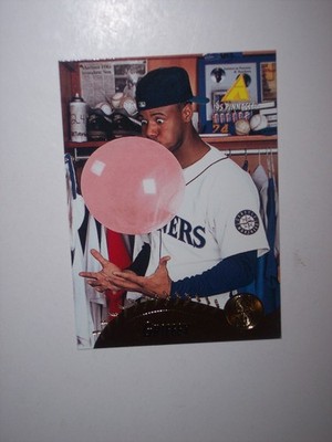 1995 Pinnacle baseball Ken Griffey Jr bubble gum card #198 NM or