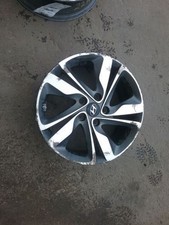 Wheel 17x7 Alloy Sedan 5 Twisted Split Spokes Fits 14-16 Elantra 433832 Wheel 17x7 Alloy Sedan 5 Twisted Split Spokes Fits 14-16 Elantra 433832