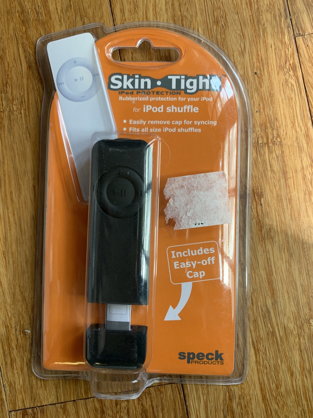 SPECK SKIN TIGHT PROTECTION FOR iPOD SHUFFLE ~ BRAND NEW ~ BLACK