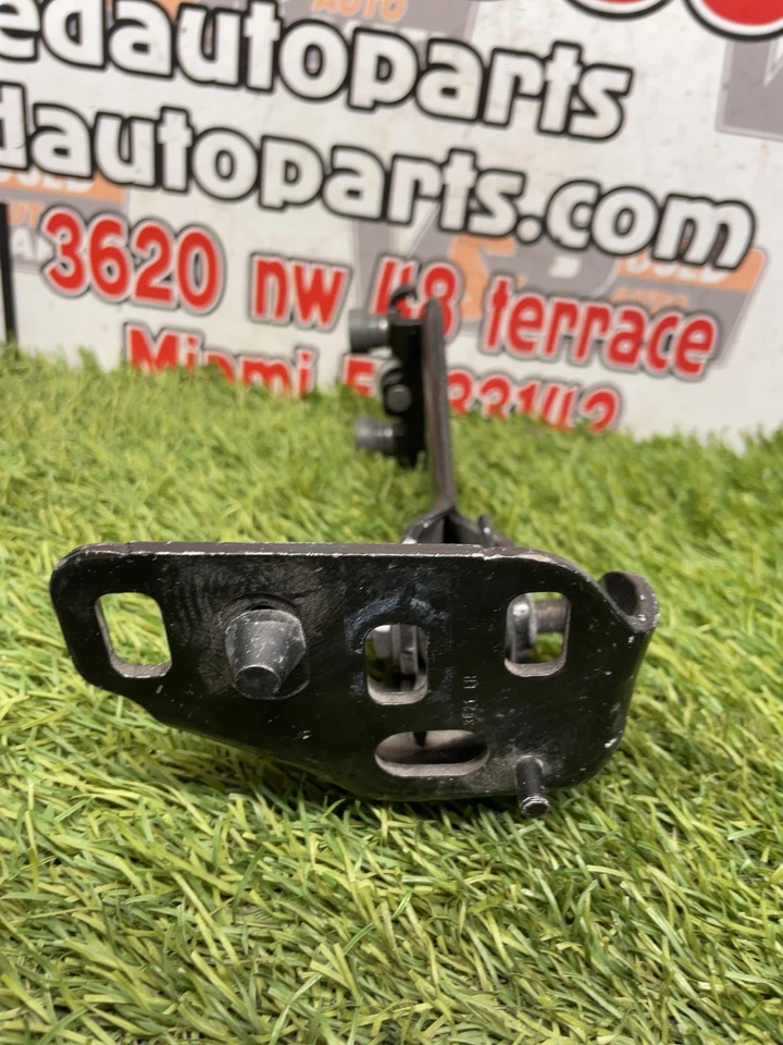 ✅ 2023 FORD TRANSIT CONNECT REAR DOOR HINGE LH PN:DT11 V26801 AK OEM - Image 4 of 4