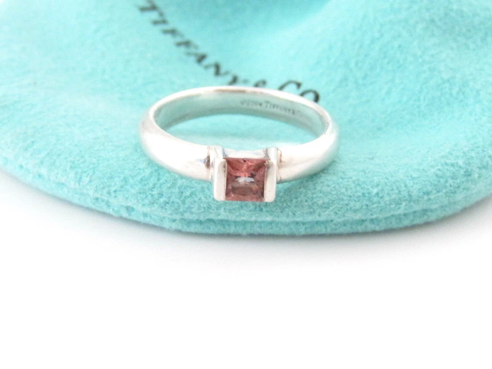 Anillo Apilable Tiffany & Co RARO Plata Rosa Turmalina Talla 5 Foto 2 de 4