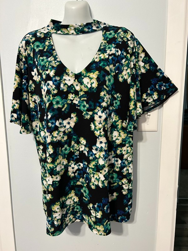 Women's Worthington Black Floral Multi SS Top with Choker Neckline  Plus Size 1X