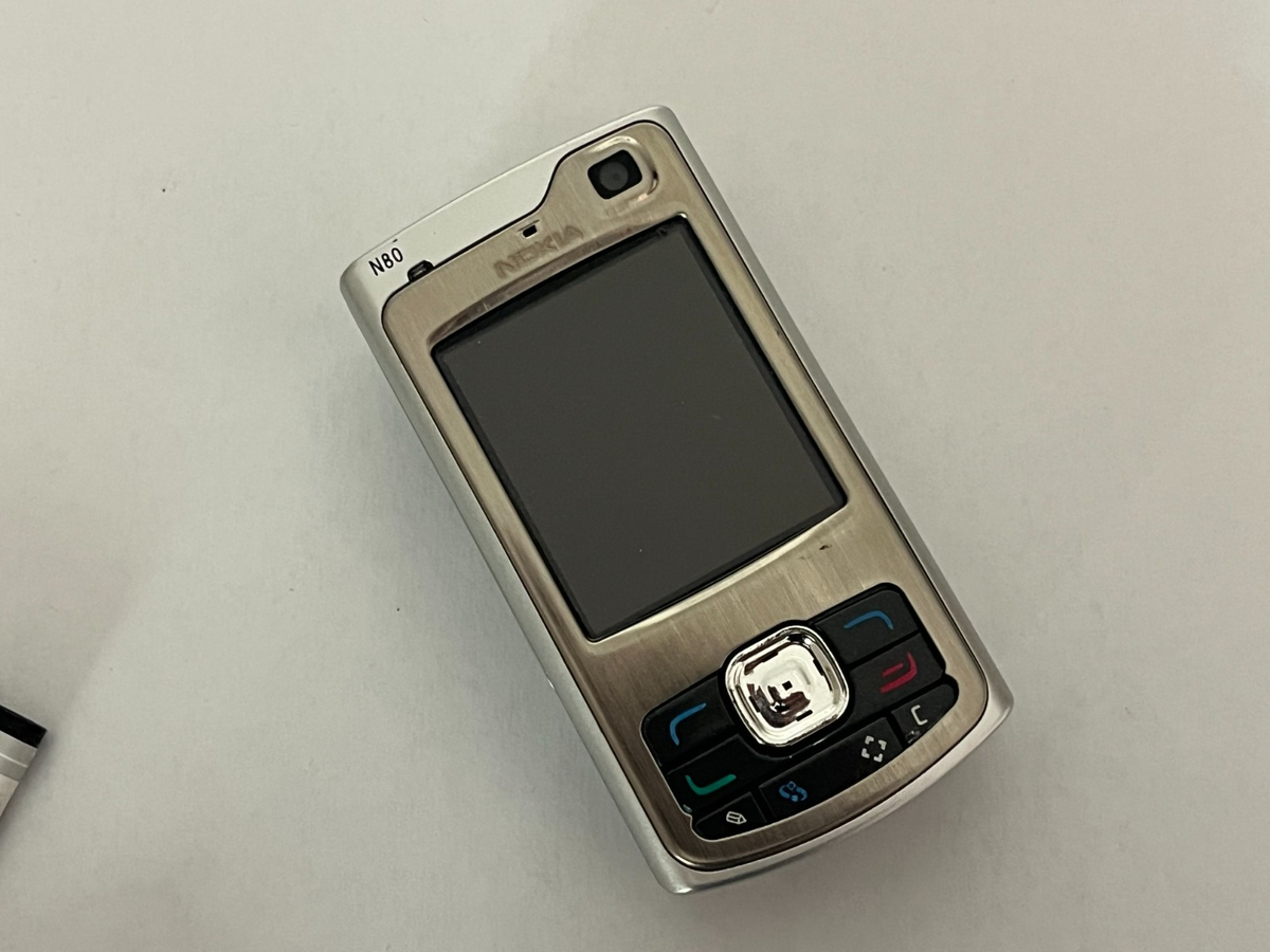 Retro Nokia N80 - Silver (Unlocked) Gsm Mobile Phone For parts or