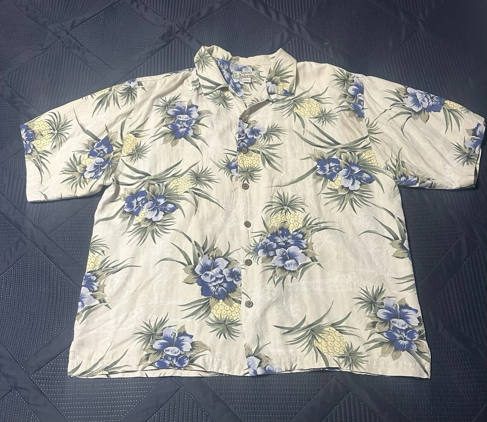 Tommy Bahama Mens Beige Tropical Floral Silk Camp Shirt Short Sleeve Button Down