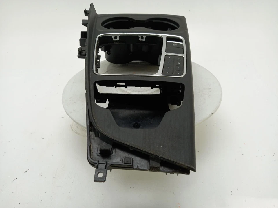 Portavasos AUDI A4 2015-2024  Foto 2 de 4