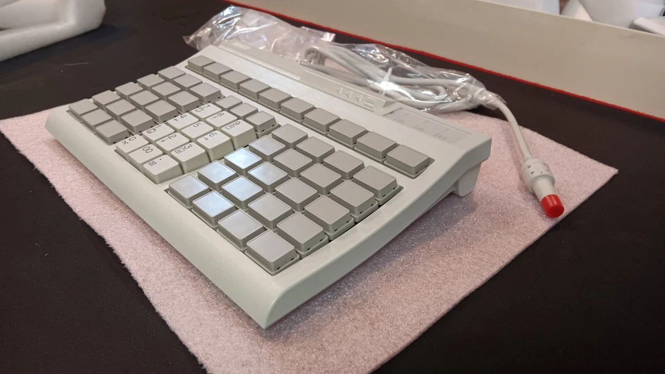 Teclado DEC Digital MTXLB-AA POS 60 teclas con lector de banda magnética integral Foto 4 de 4