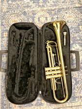 Jupiter JTR-300 Bb Trumpet with Original Case & 7C Mouthpeice