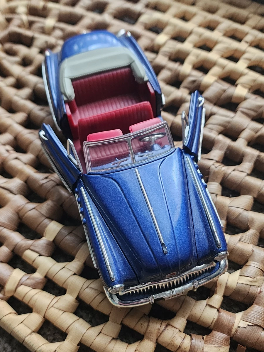 Buick Roadmaster Cabriolet 1949 - Franklin Mint 1/24 - Crème - Occasion