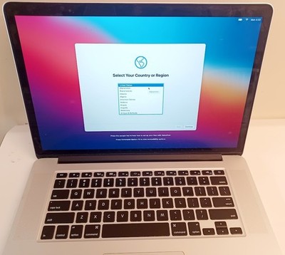 Apple MacBook Pro 15.4'' A1398 EMC2876 Retina Core i7 2.50GHz 16GB RAM w/charger
