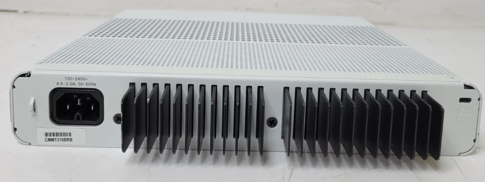 Cisco Catalyst 3560-CX 8 puertos 8 GB/PoE+ 2 puertos SFP+ WS-C3560CX-8XPD-S PUERTOS DEFECTUOSOS Foto 4 de 4