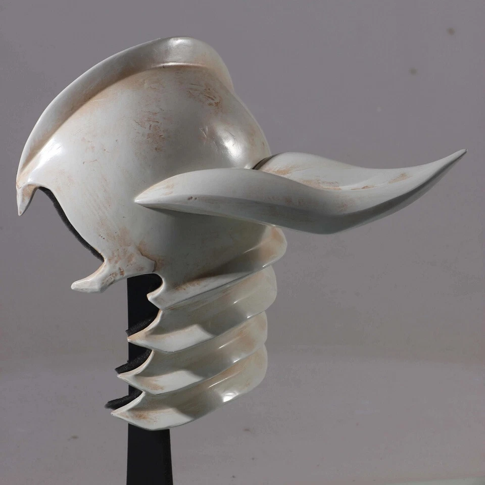 1:1 Replica Anime BLEACH Ulquiorra Cifer Cosplay Helmet Wearable Mask GFRP Props - Image 3 of 4