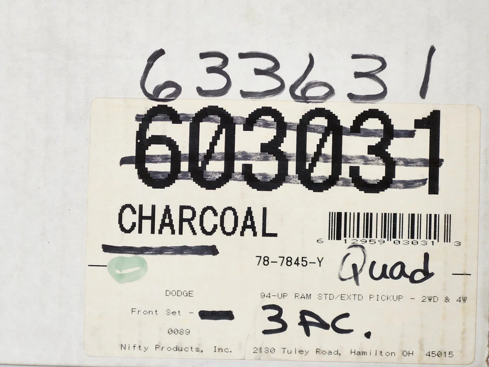NUEVO Alfombrillas Nifty Catch-All '98+ Dodge Ram cabina y media 3 piezas carbón 633631 Foto 2 de 4