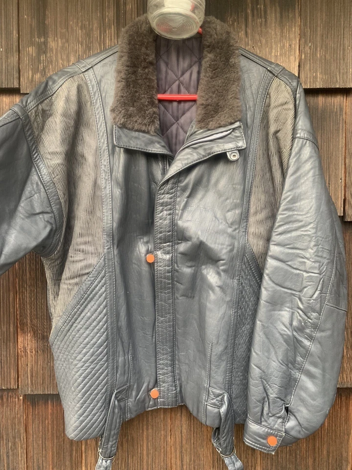Chaqueta de Invierno Vintage Vera Pelle Cuero Gris Moto Hecha en Italia Talla 50 Cuello de Piel
