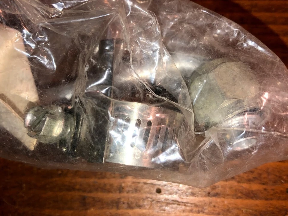 Nuevo de Lote Antiguo GM Delco 1955-1974 Oldsmobile 88 98 Cutlass 442 Toronado A/C Manguera Montaje Foto 4 de 4