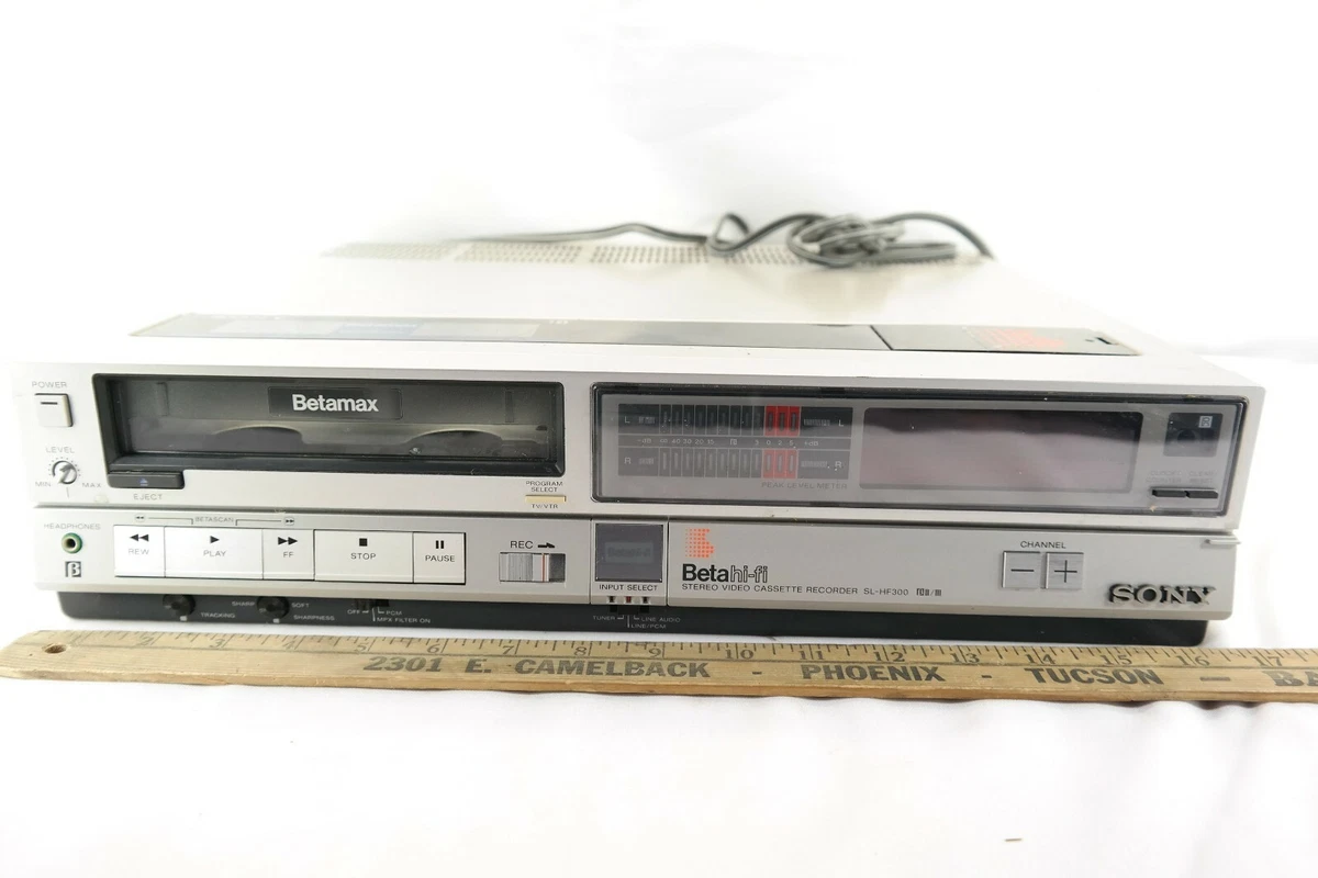 Vintage SONY BETAMAX SL-HF300 BETA HI-FI STEREO w/ Remote T5