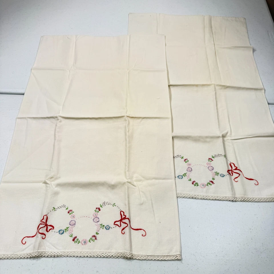 vintage pillowcase pair standard embroidered wreath bow floral cotton mcm retro - Image 4 of 4