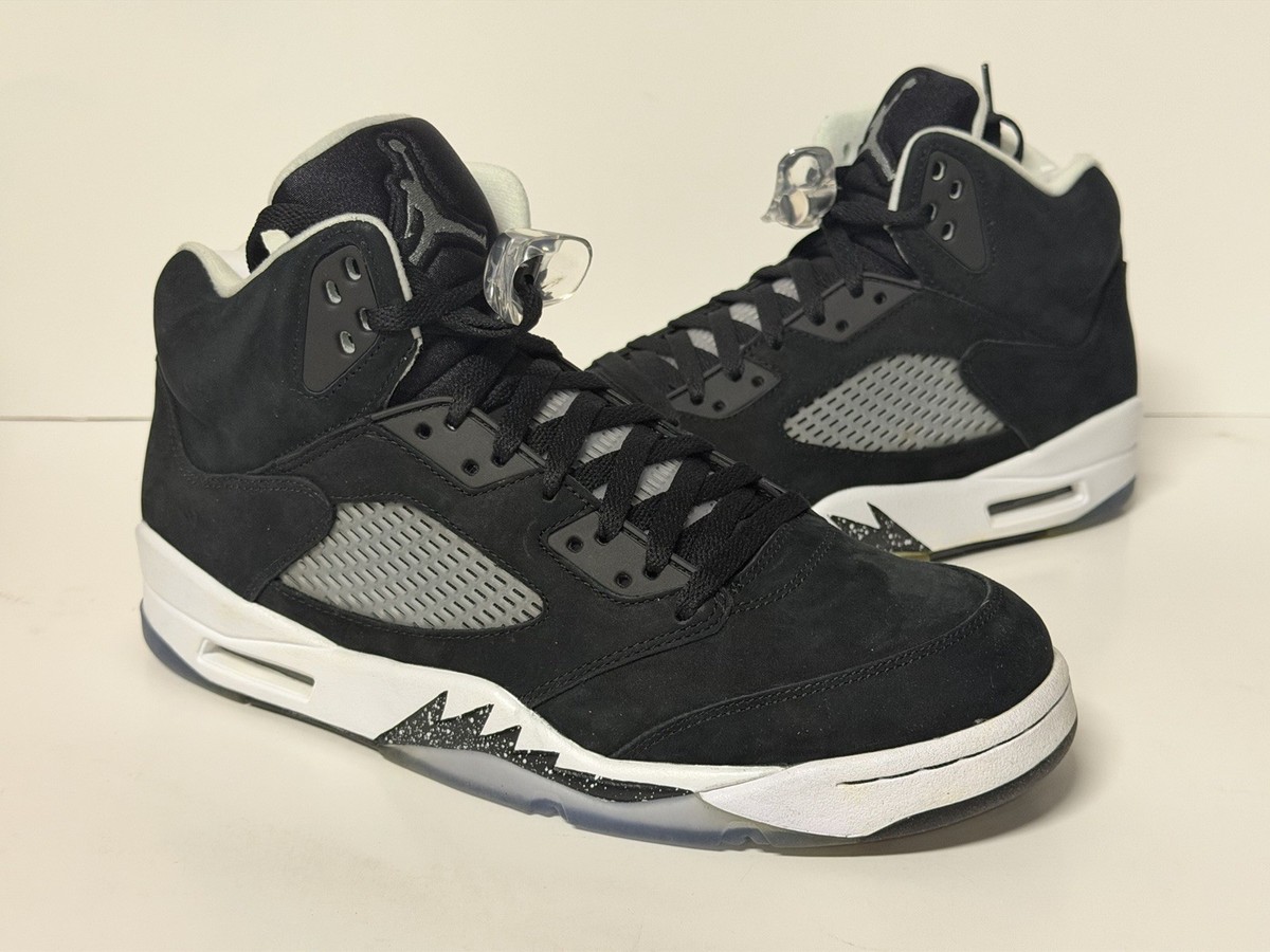 シューズ(男性用) NIKE AIR JORDAN 5 RETRO 26cmdrip Nike Air Jordan 5 Retro Oreo AJ5 AJ4 AJ3 AJ6 Supreme Grape 136027