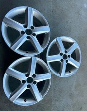1x Alufelge 15 Zoll 6.0" 5x100 40ET Glanz Silber 6R0071495B VW Polo Rim Wheel