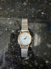 Vintage Timex Ladies Two Tone White Textured Dial Date Window Expansion Band