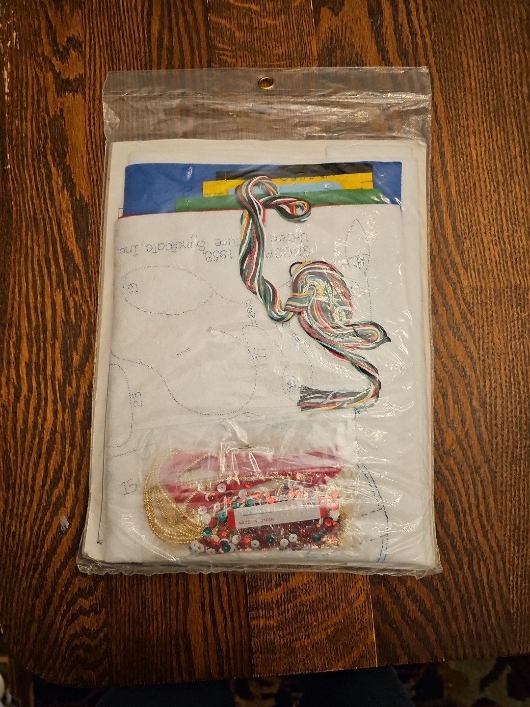 Peanuts Jeweled Christmas Stocking Craft Sewing Kit Malina #8450 Snoopy