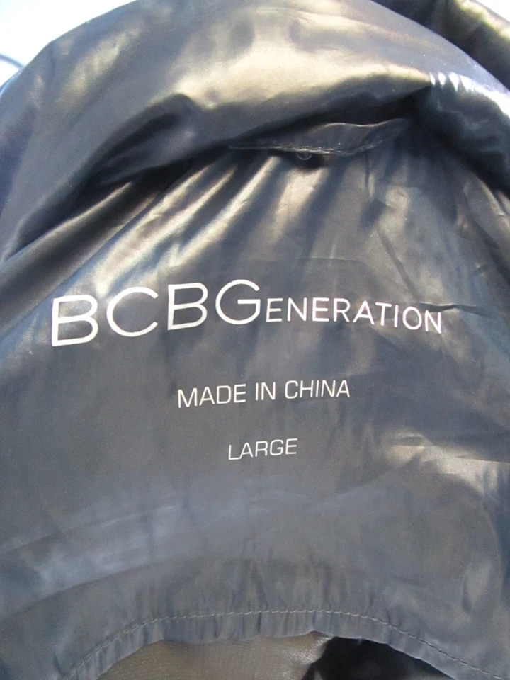 Jaqueta feminina Bcbgenerations grande azul colete acolchoado isolado - Imagem 3 de 4