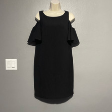 Chelsea28 'Peek-A-Boo' Little Black Cold Shoulder Shift Dress Size Small