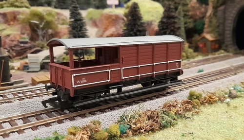 * 1/76 OO Gauge * Mainline * 20T Brake Van B.R. WR W68816 * BOXED * 37155 *