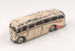 dinky luxury coach
