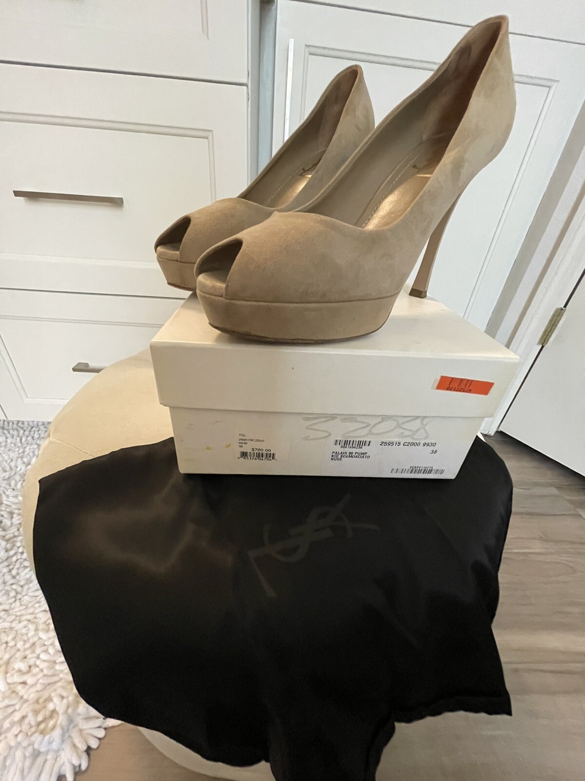 SAINT LAURENT YSL Palais 80 pompa in pelle scamosciata nuda 38 altre linee taglia 8 corse grandi