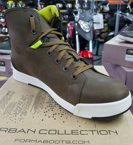 forma urban boots