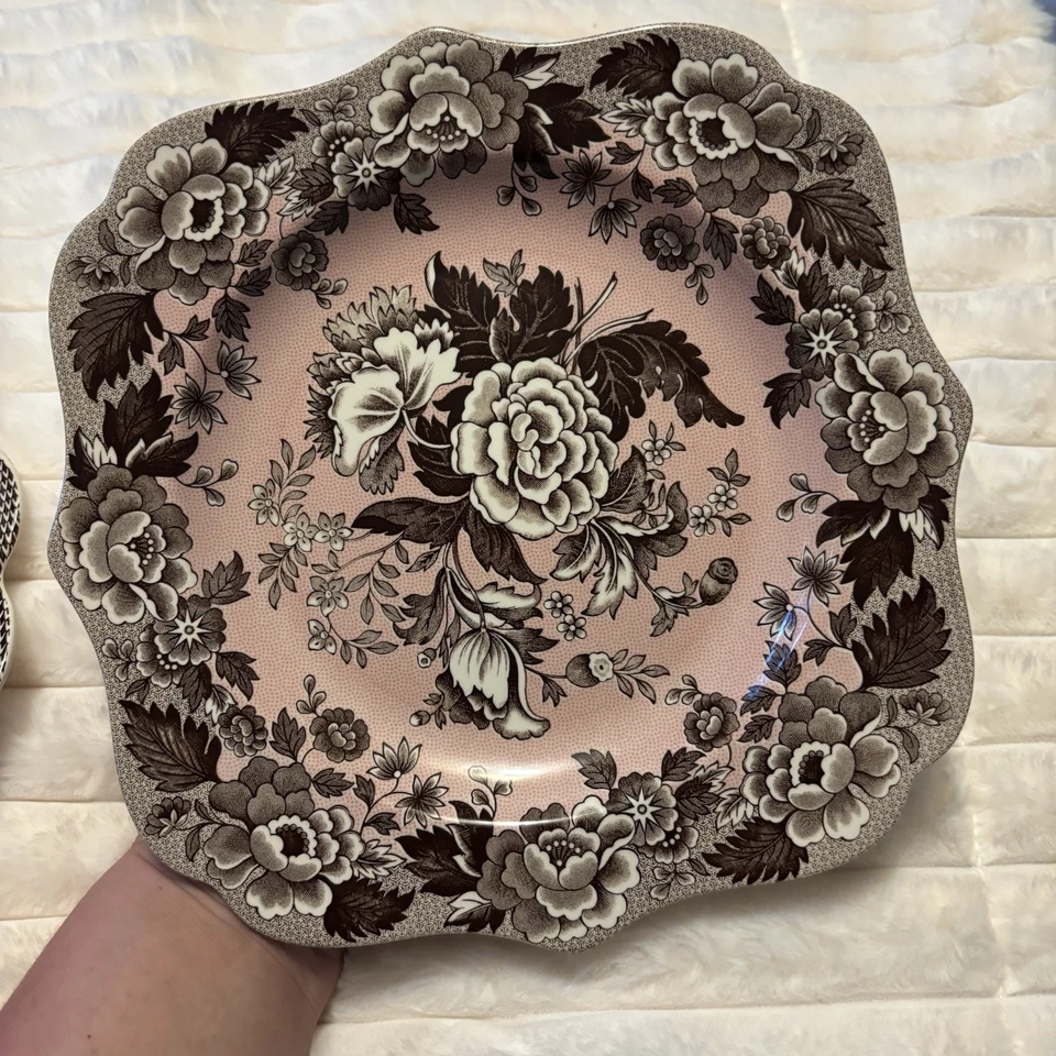 Spode Plates Archive Collection British Flowers Pink | Black 9” Spode Plates - Image 3 of 4