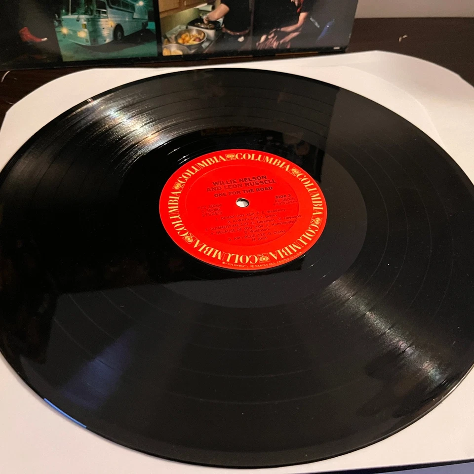 WILLIE NELSON & LEON RUSSELL - One For The Road - 12" Vinyl Record 2xLP - VG+ - Image 4 of 4