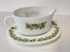 Vintage Pyrex Green Spring Blossom Crazy Daisy Gravy Boat With Oval Plate