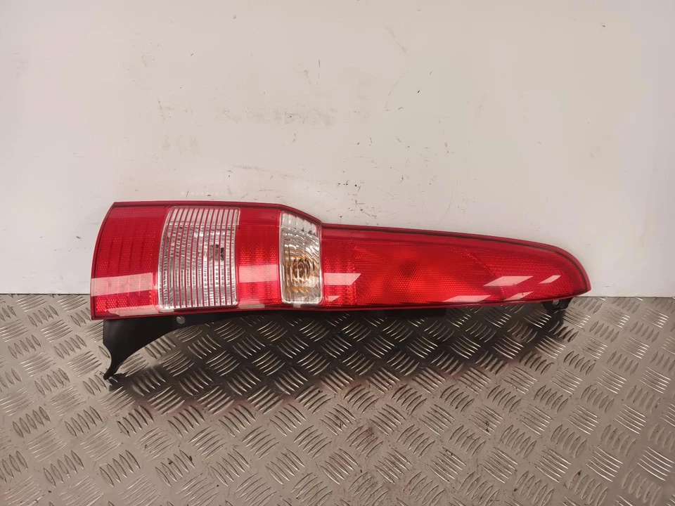 Luz trasera izquierda pasajero fiat panda mk2 04-12 n/s 51763009 501765 Foto 2 de 4