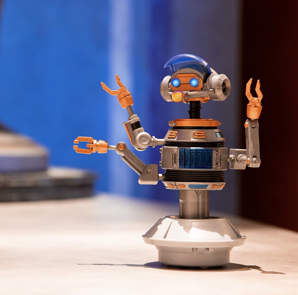 🔥Star Wars Galaxy's Edge - RX-24 - Talking Action Figure Droid