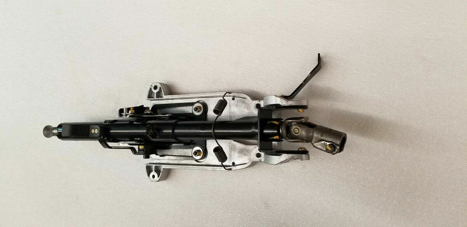 MCLAREN MP4-12C STEERING COLUMN OEM 11D0120CP