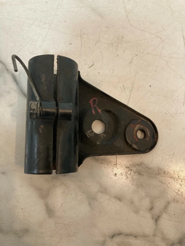 75 Jawa CZ 250 CZ250 Enduro Faro Derecho Montaje Luz Soporte Oreja Foto 3 de 3