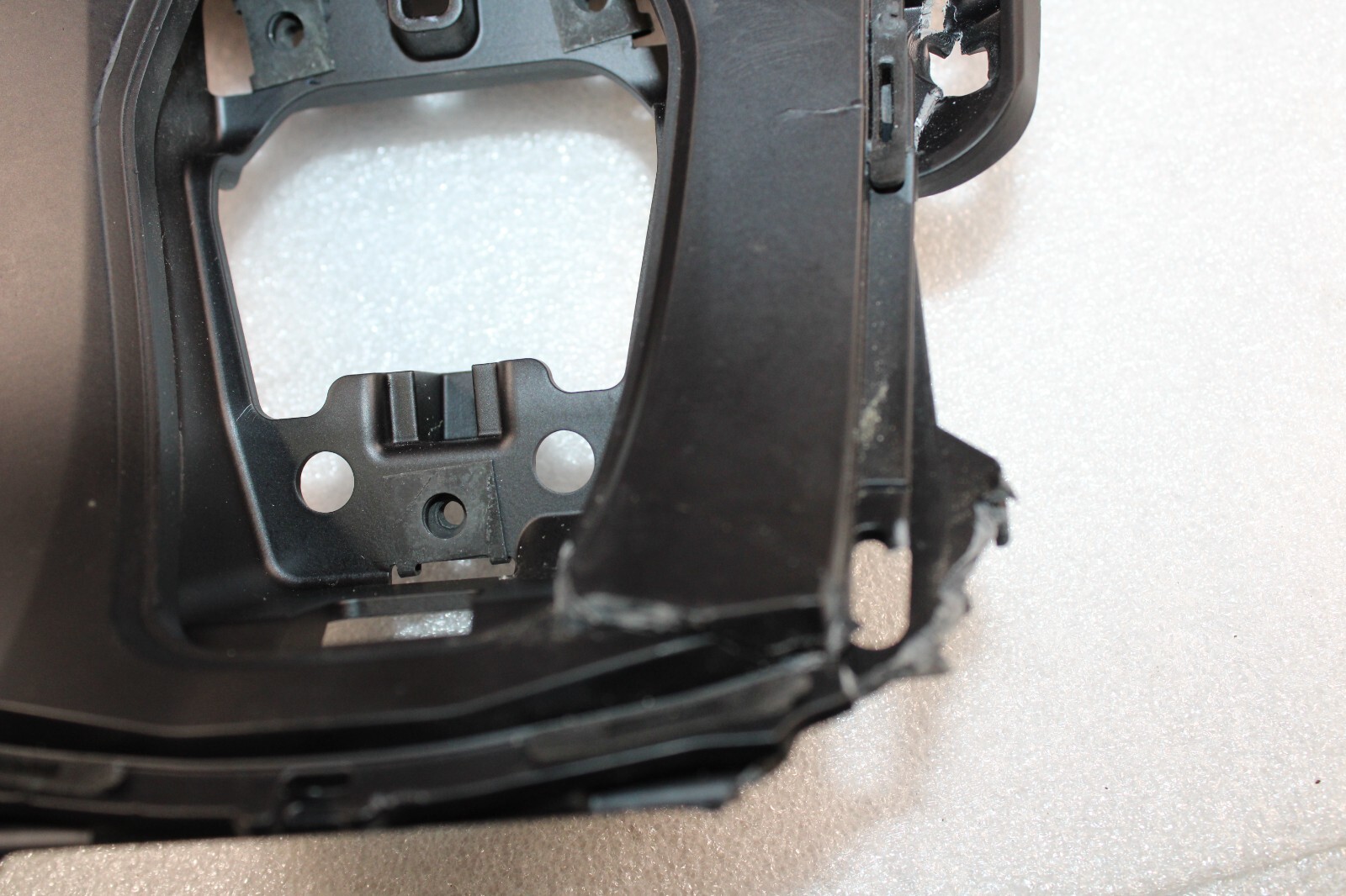 Lamborghini Huracan, LP610, 580, Radio Controls, Cracked, Damaged P/N 4T0919609N