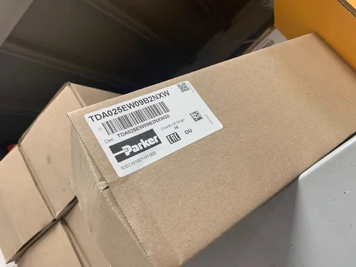 TDA025EW09B2NXW20 Brand new Original Parker TDA025EW09B2NXW Valve