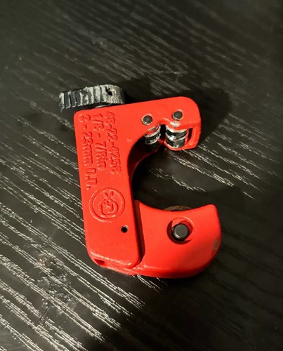 Milwaukee 3/4 in. Mini Copper Tubing Cutter