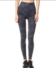Spanx Leggings Womens M Medium Black Look at Me Now Crop Seamless Camo High Rise