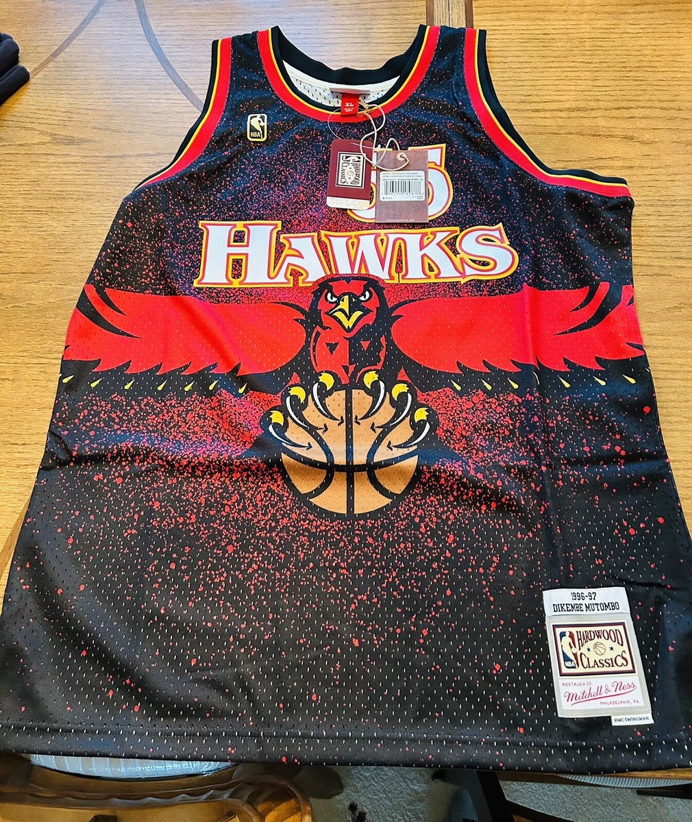Mitchell & Ness Atlanta Hawks Swingman Jersey – Dikembe Mutombo 96-97 Hardwood Classics, Size XL - View #6