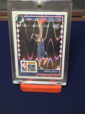 2023 Nba Hoops Premium Stock - Rising Stars Dereck Lively White Seismic /75 (RC)