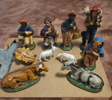Vintage Nativity Set Made In Italy 10 Figures And Wood Stable